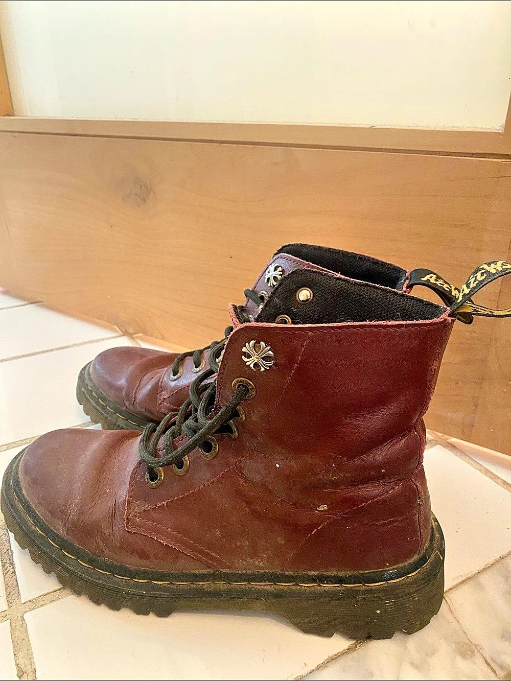 Dr. Martens 101 6-Eye Boot Leather Combat Boots Brown